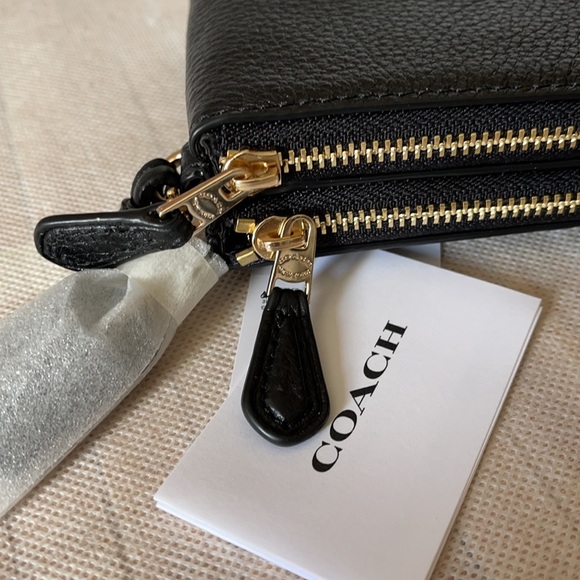 Coach Double Corner Zip Wristlet Black